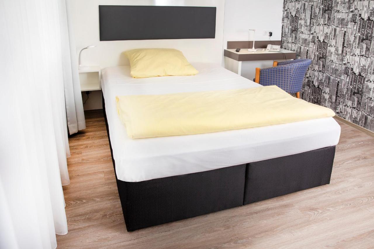Russmann Hotel & Living Goldbach  외부 사진